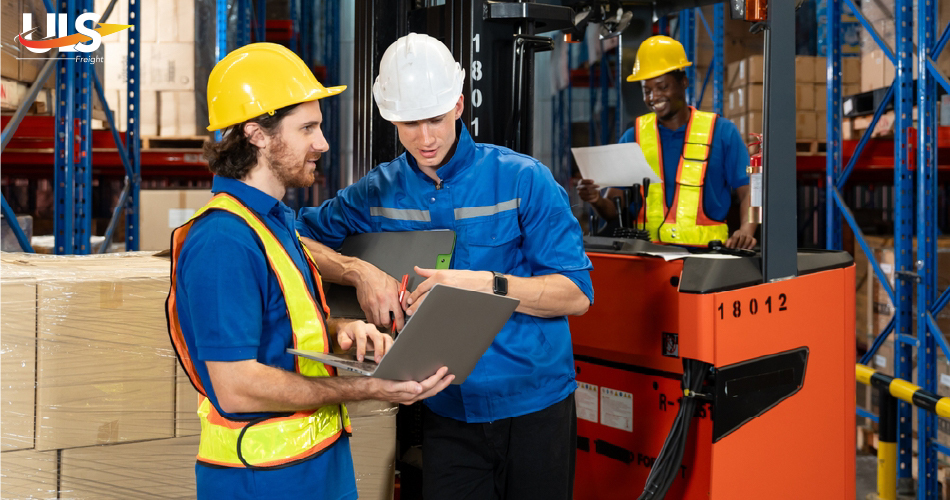 Supply Chain Management in Optimizing Logistics