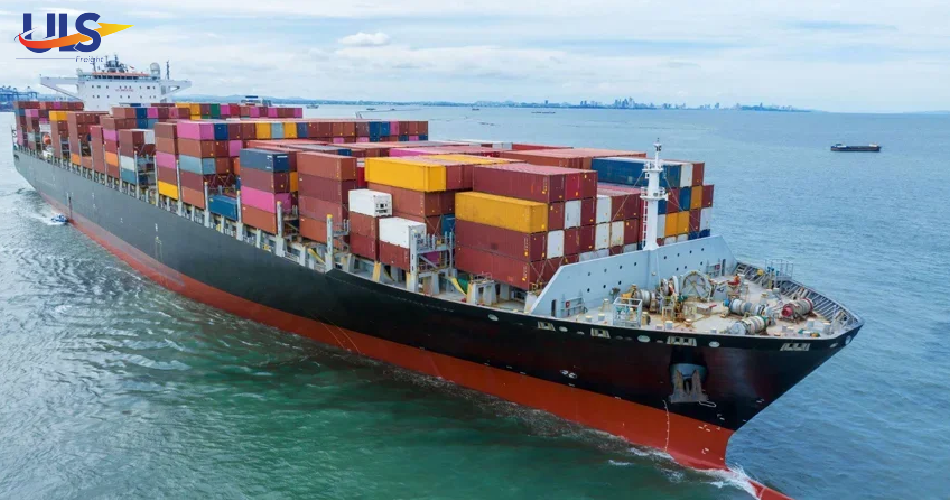 How to Handle Oversized and Overweight Shipments Without Delays or Penalties
